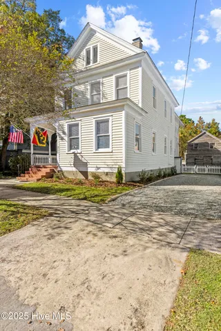 $749,000 | 511 Middle Street, New Bern, NC 28560