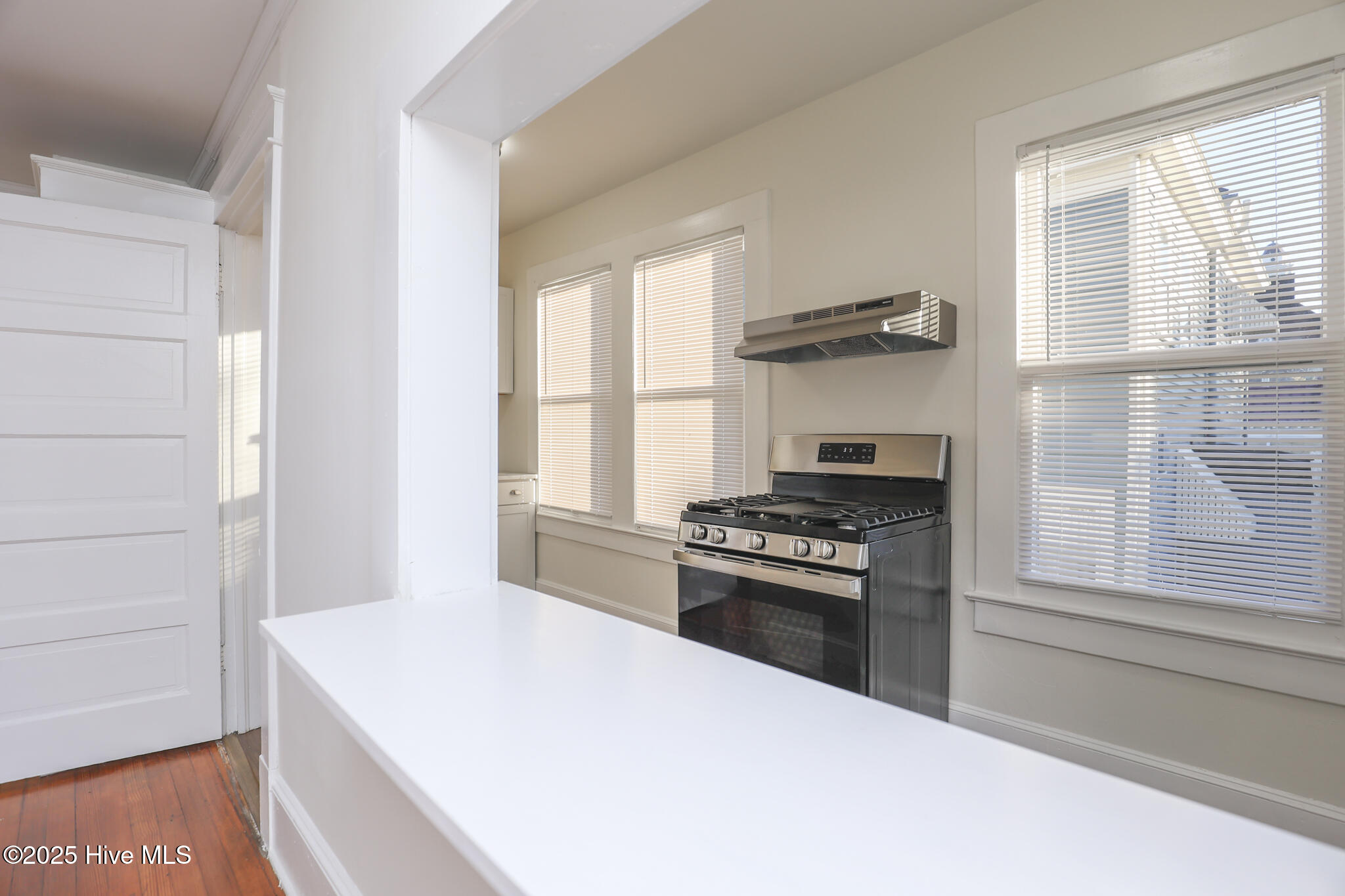 511 Middle Street New Bern, NC 28560 - Photo 62 of 143 Christi- 511 Middle St-011