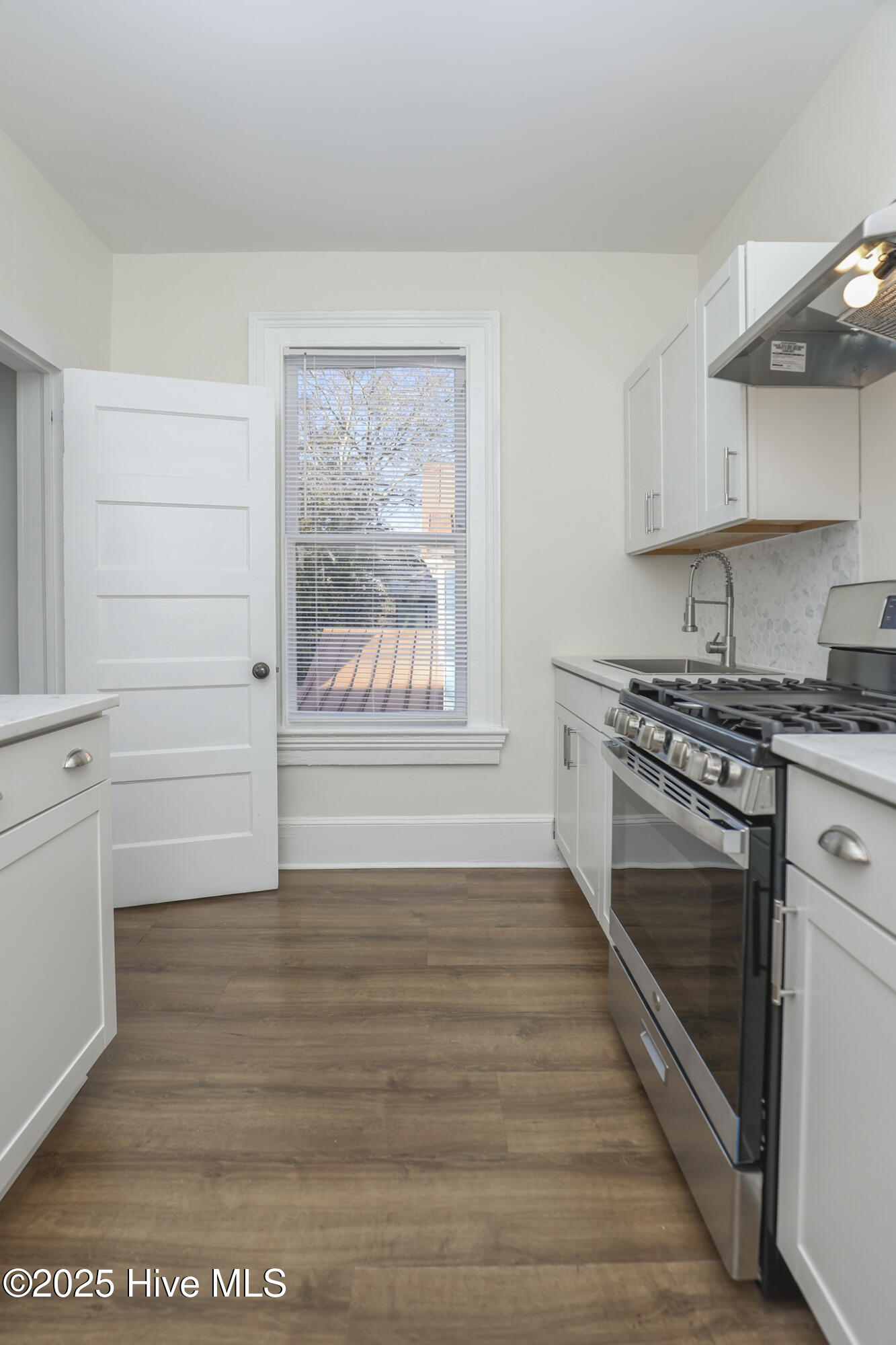 511 Middle Street New Bern, NC 28560 - Photo 82 of 143 Christi- 511 Middle St-036