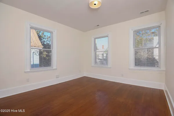 $729,000 | 511 Middle Street, New Bern, NC 28560