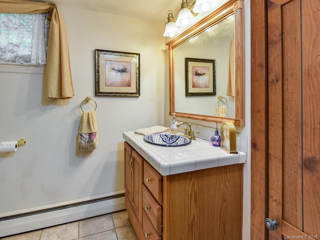 22 Beaverbrook Road Asheville, NC 28804 - Photo 14 of 24 Gallery Image 14