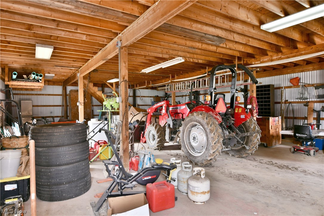 2713 Ridge Road Cortland, OH 44410 - Photo 35 of 35 View of garage