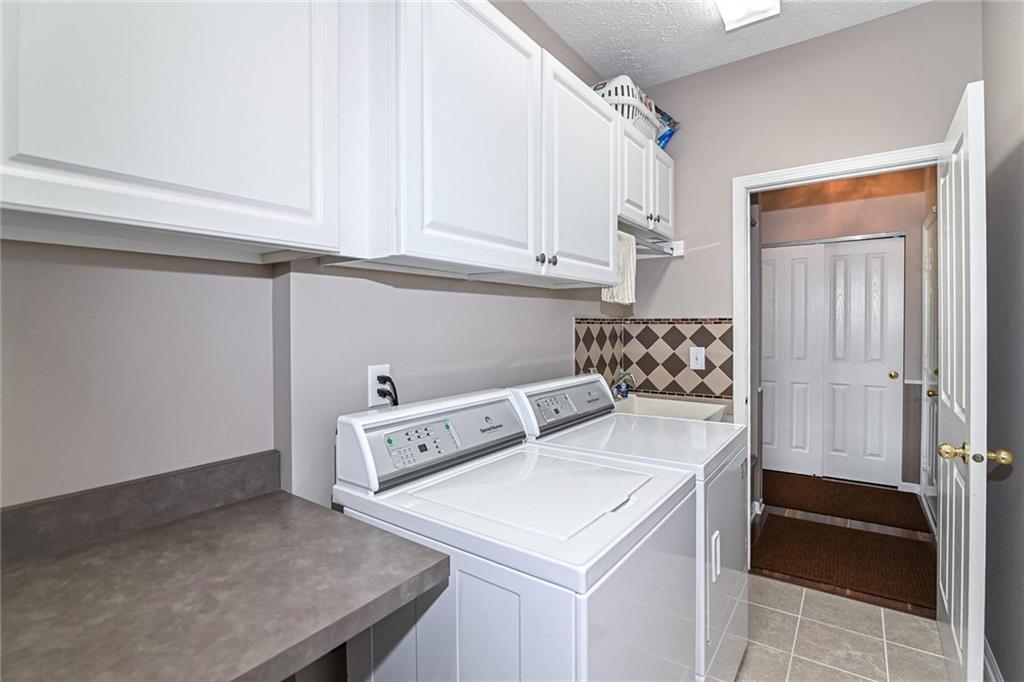 7946 Park Meadows Drive Brownsburg, IN 46112 - Photo 22 of 35