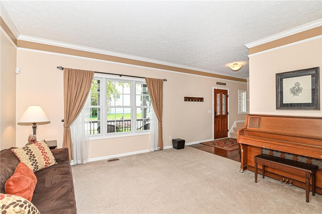 7946 Park Meadows Drive Brownsburg, IN 46112 - Photo 10 of 35