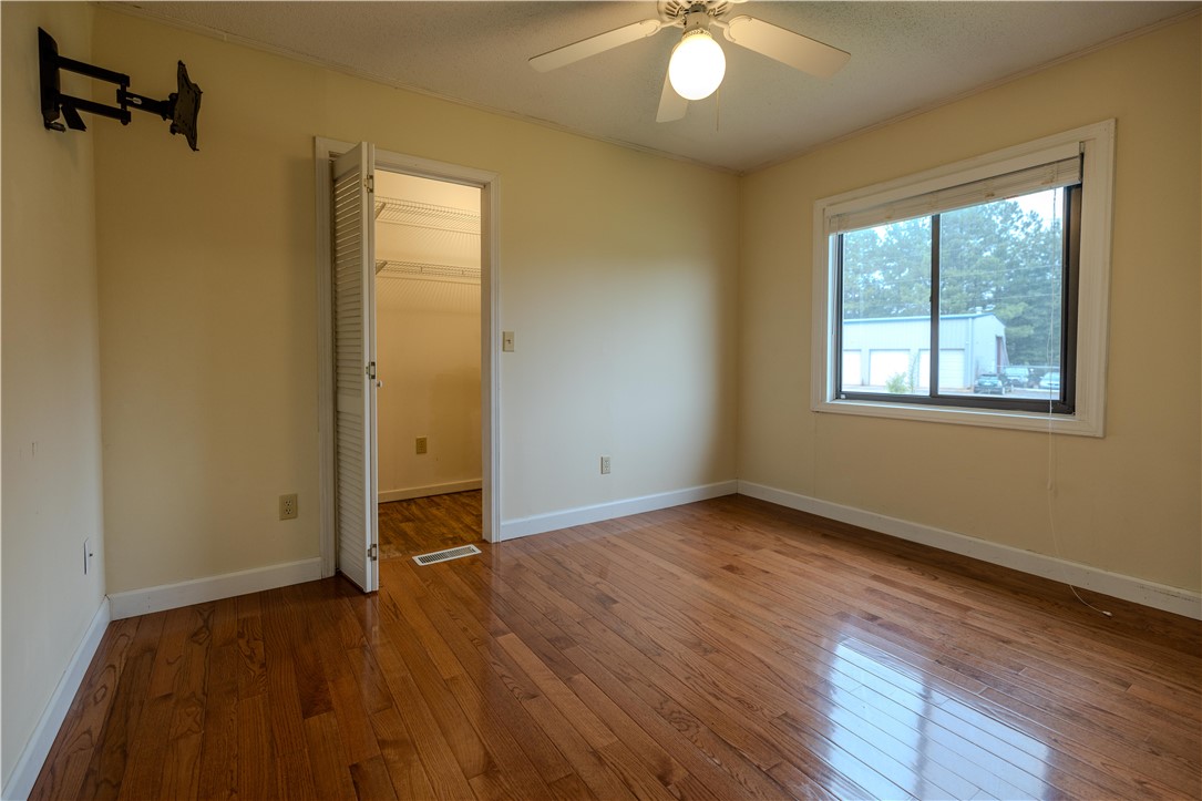 610 Dr Mitchell Road Seneca, SC 29678 - Photo 38 of 47