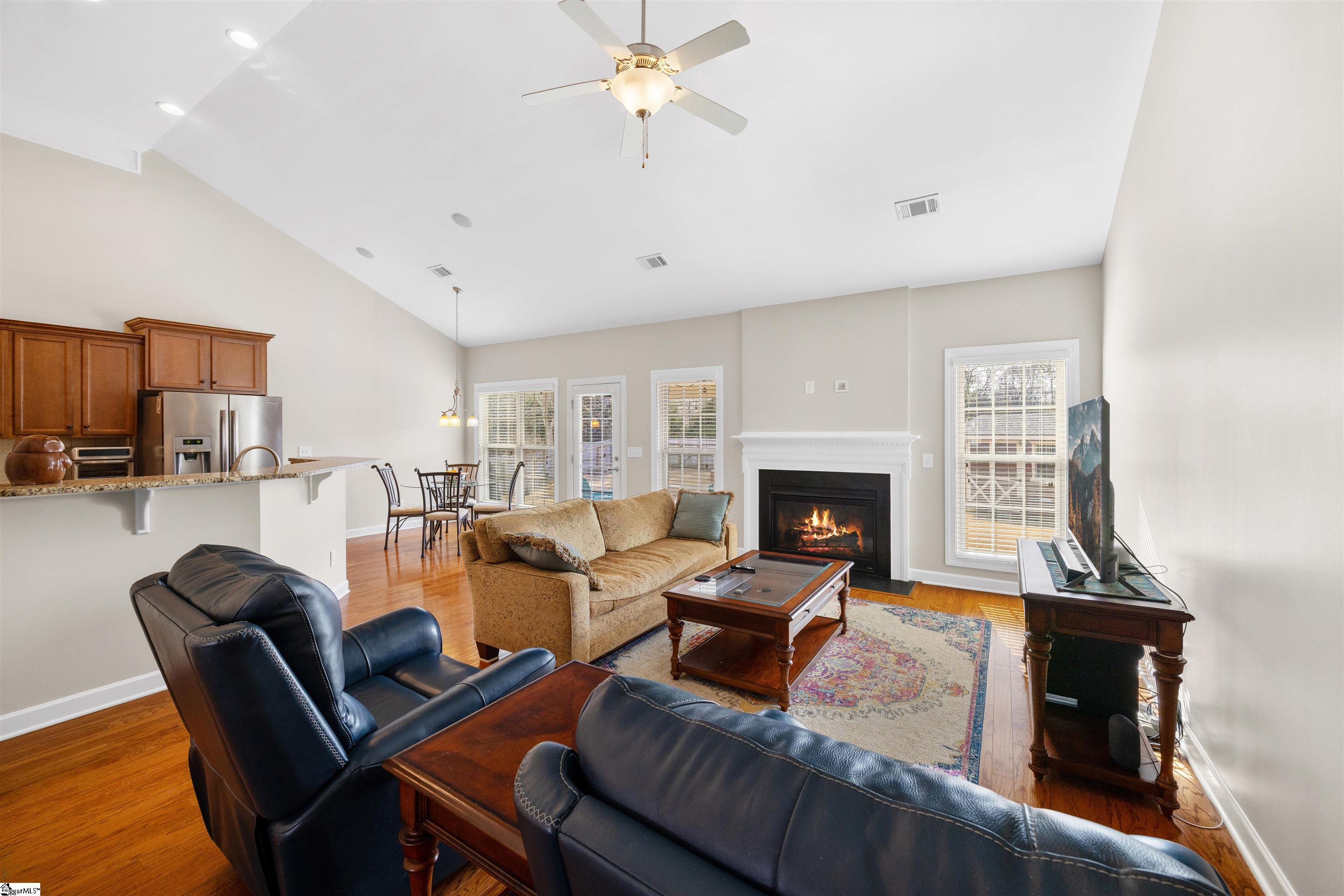 604 Chillingham Court Fountain Inn, SC 29644 - Photo 10 of 48