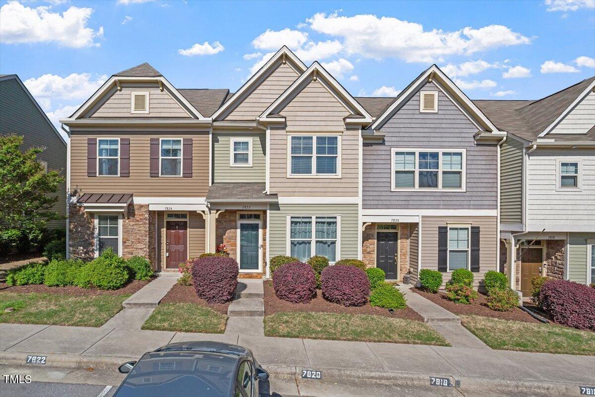 7822 Allscott Way Raleigh, NC 27612 - Photo 3 of 33 front view of a house