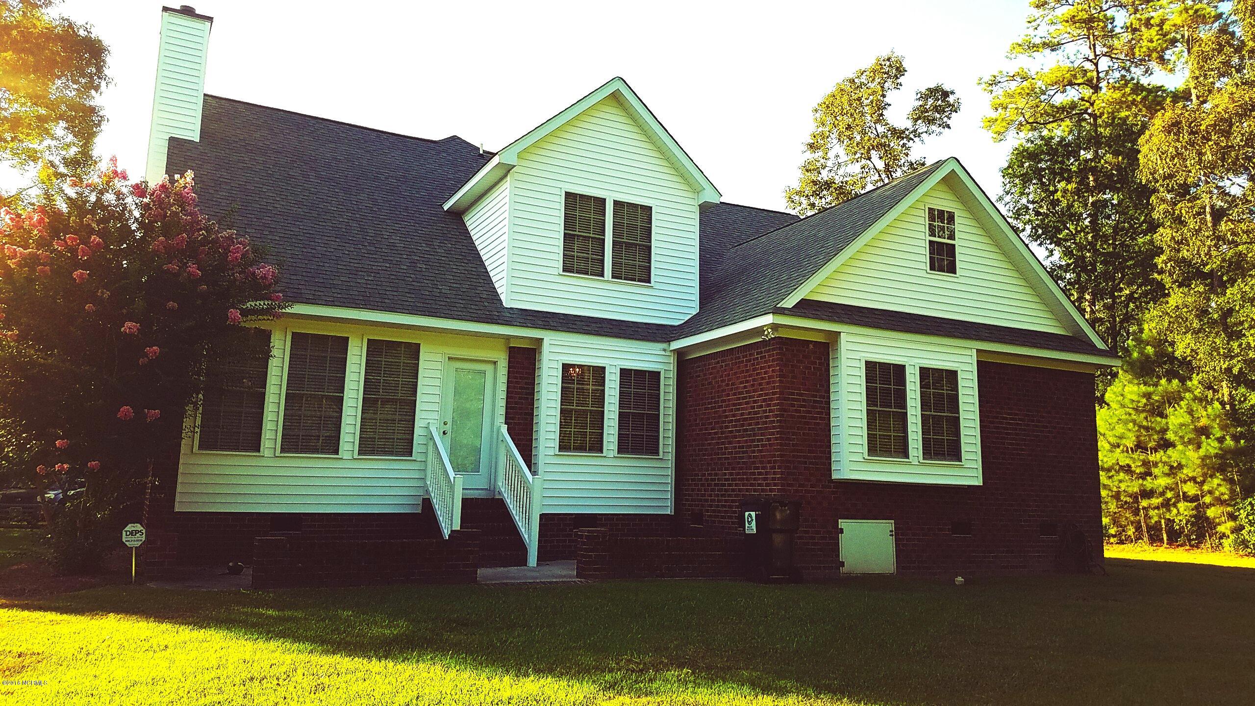 2629 Westridge Road Kinston, NC 28504 - Photo 2 of 23 back of home