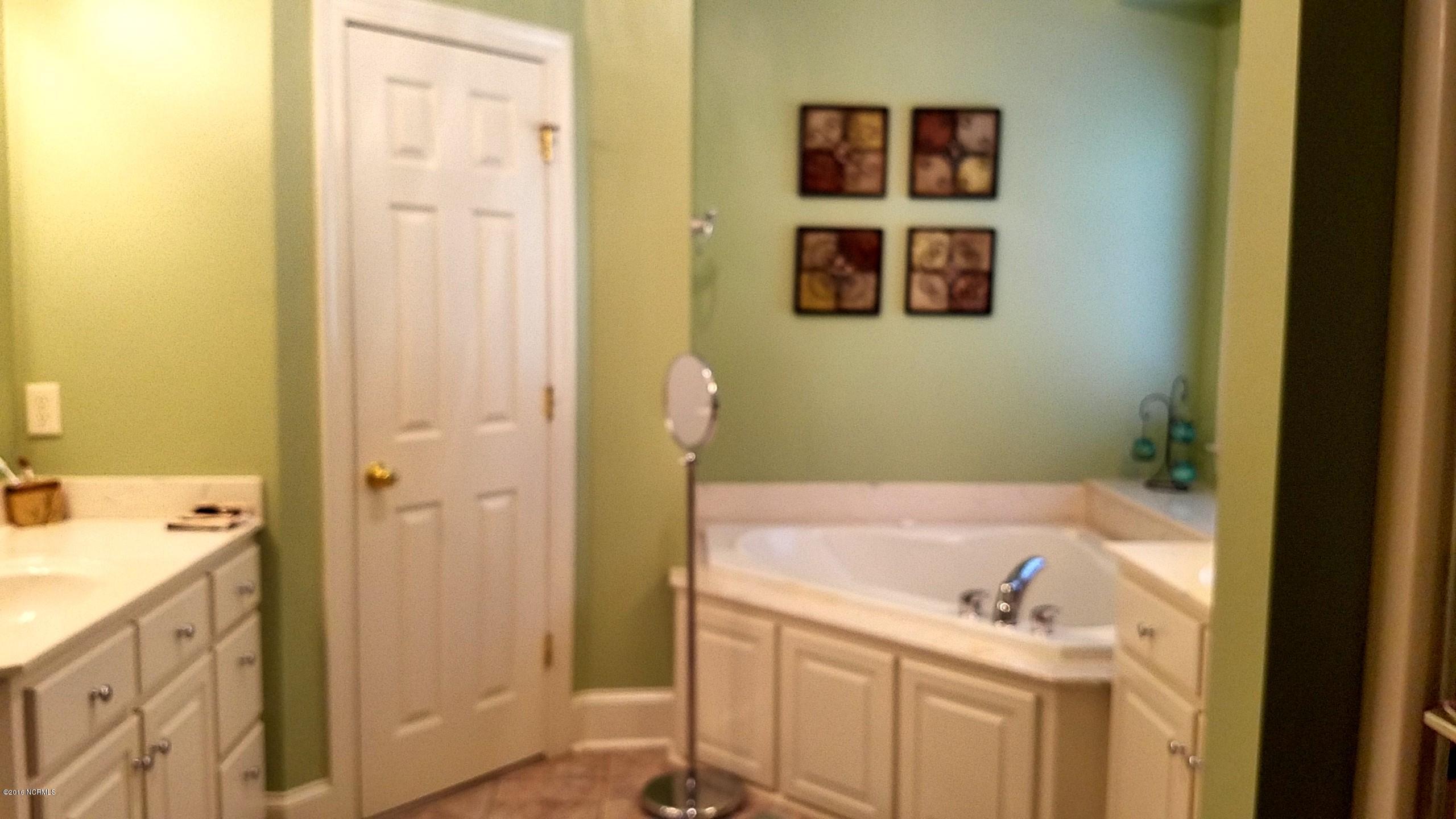2629 Westridge Road Kinston, NC 28504 - Photo 9 of 23 master bath