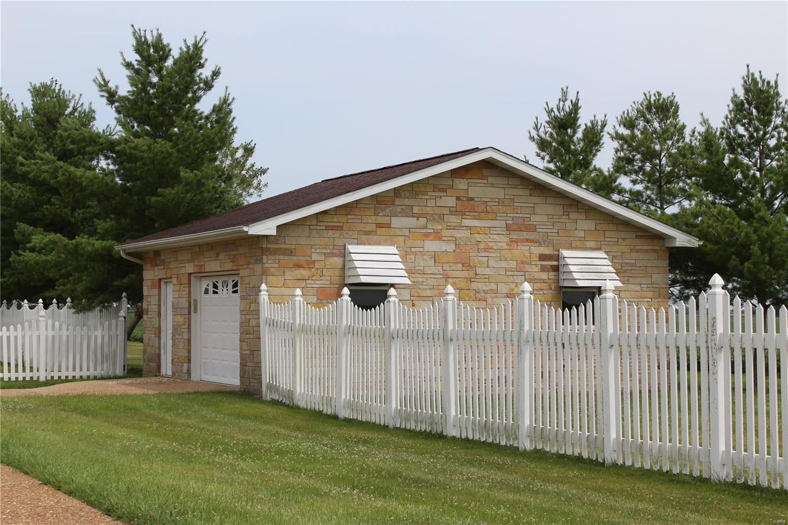 7532 Old Moro Road Moro, IL 62067 - Photo 78 of 83 Gallery Image 78