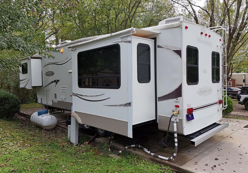 163 Moccasin Road Blairsville, GA 30512 - Photo 8 of 38