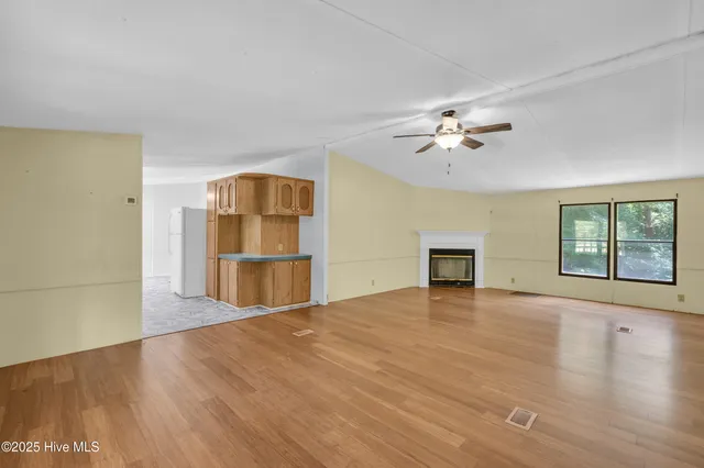 $189,000 | 2092 John Henry Store Road, Currie, NC 28435