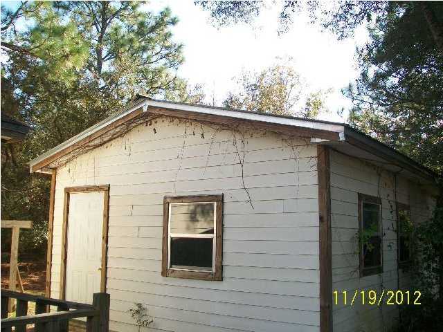 1133 Woodlawn Road Freeport, FL 32439 - Photo 12 of 14 Gallery Image 12