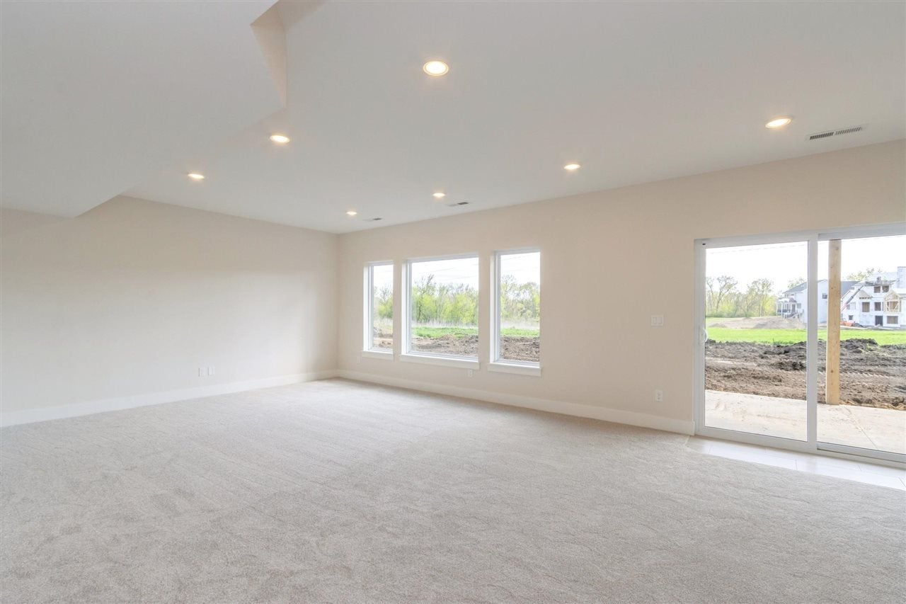 1109 High Rdg Trail Solon, IA 52333 - Photo 8 of 12 Gallery Image 8
