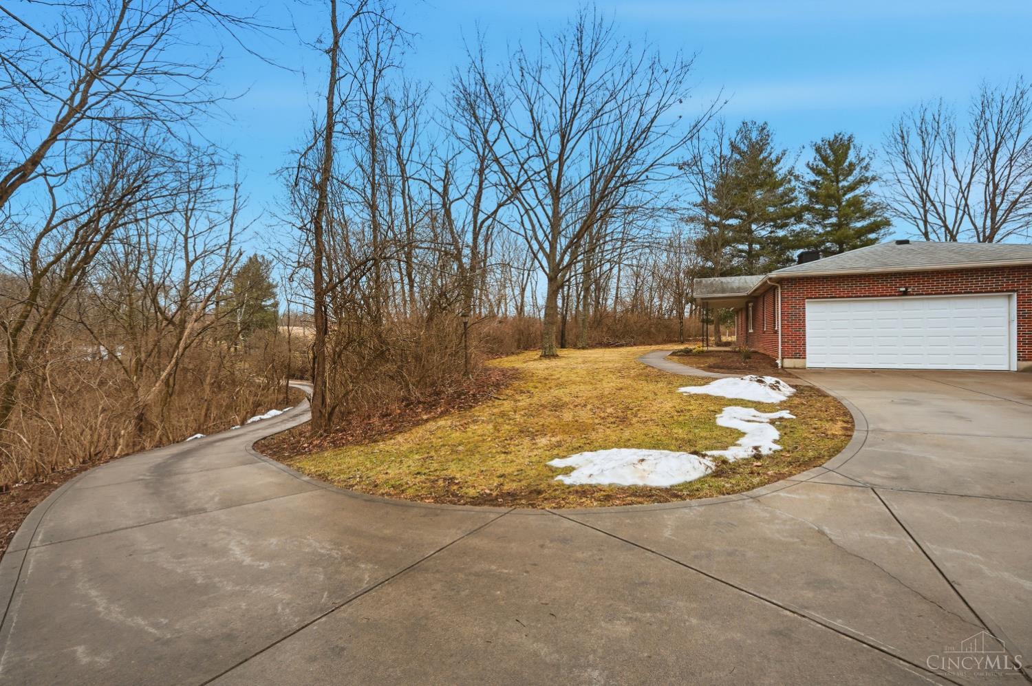 3512 Hamilton Scipio Road Hamilton, OH 45013 - Photo 4 of 46 Gallery Image 4