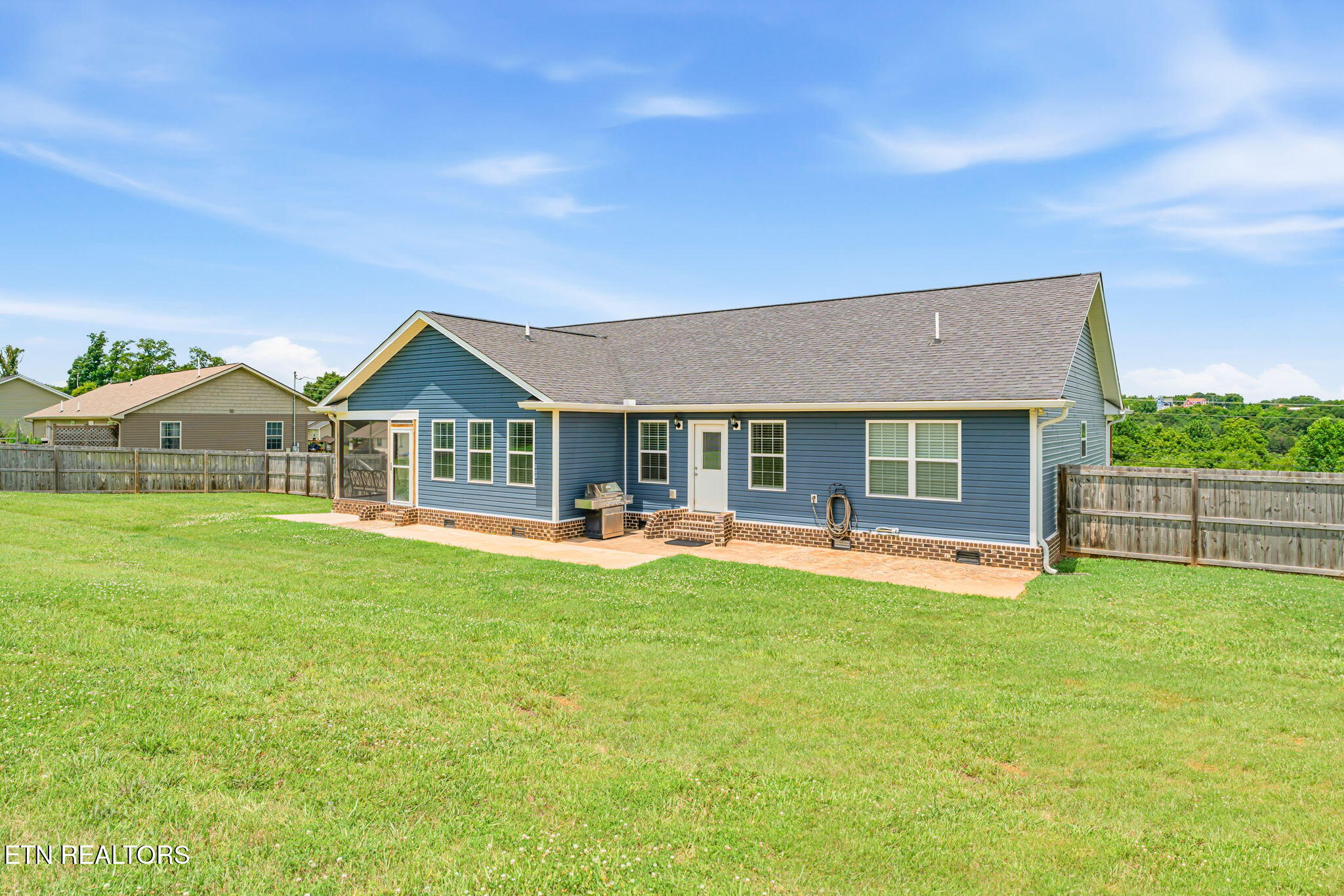527 Low Valley Road Dandridge, TN 37725 - Photo 39 of 52 41-web-or-mls-527 Low Valley Drive-39