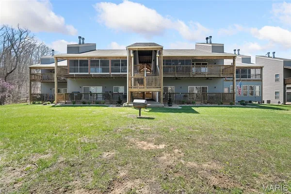 $319,000 | 152 Geneva Cove Drive, Innsbrook, MO 63390