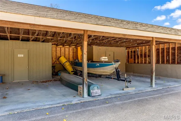 $319,000 | 152 Geneva Cove Drive, Innsbrook, MO 63390