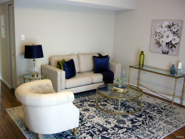 9114 Eager Road St. Louis, MO 63144 - Photo 6 of 26 Gallery Image 6
