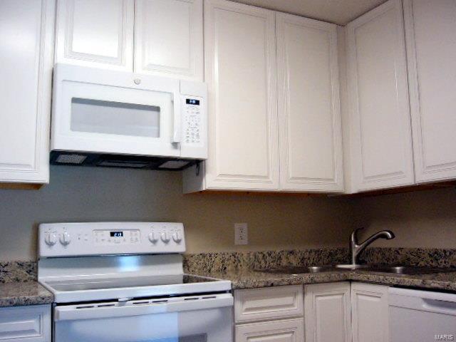 9114 Eager Road St. Louis, MO 63144 - Photo 9 of 26 Gallery Image 9
