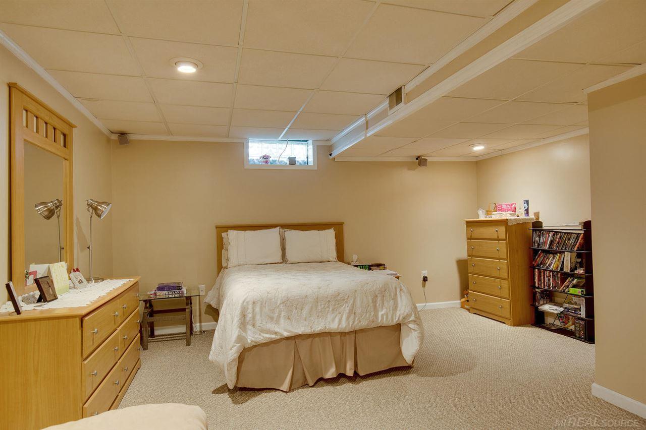 2800 York Road Rochester Hills, MI 48309 - Photo 20 of 26