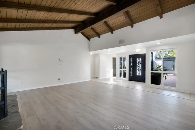 $7,750 | 3953 Bon Homme Road, Calabasas, CA 91302