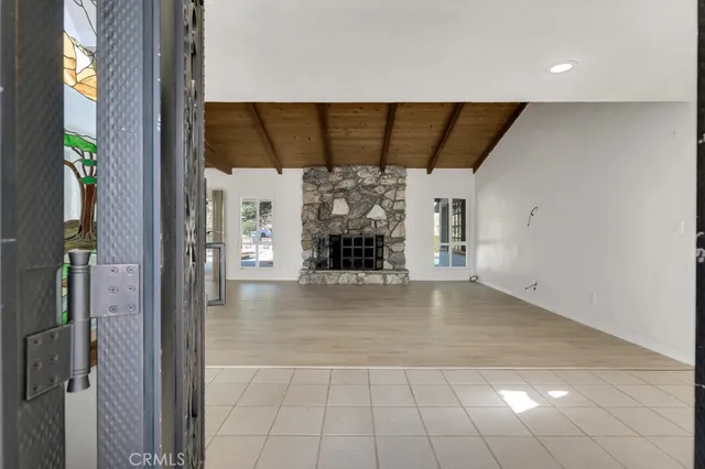 $7,750 | 3953 Bon Homme Road, Calabasas, CA 91302