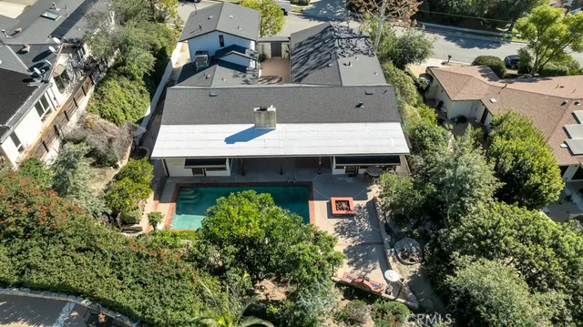 $7,750 | 3953 Bon Homme Road, Calabasas, CA 91302