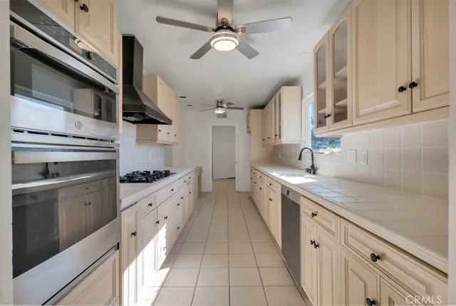 $7,750 | 3953 Bon Homme Road, Calabasas, CA 91302