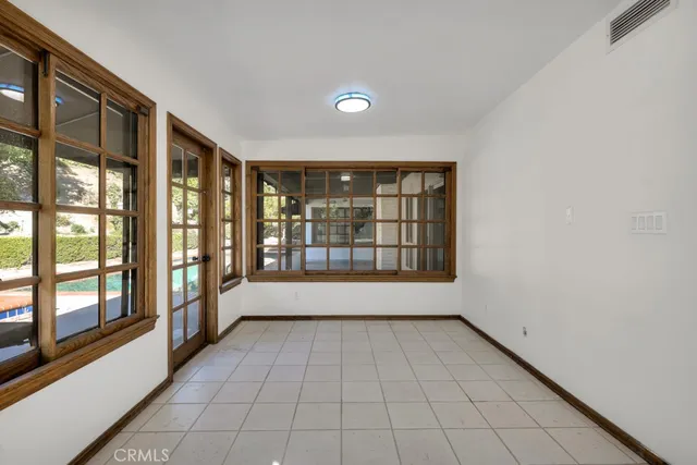 $7,750 | 3953 Bon Homme Road, Calabasas, CA 91302