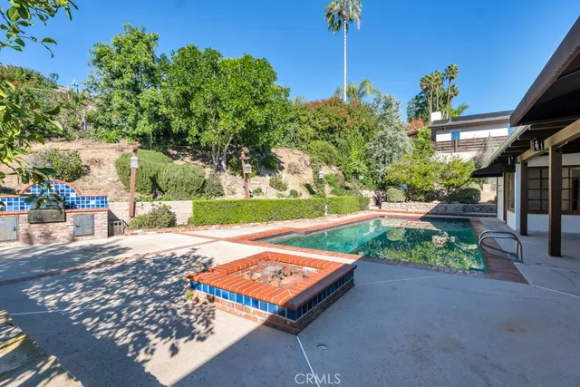 $7,750 | 3953 Bon Homme Road, Calabasas, CA 91302