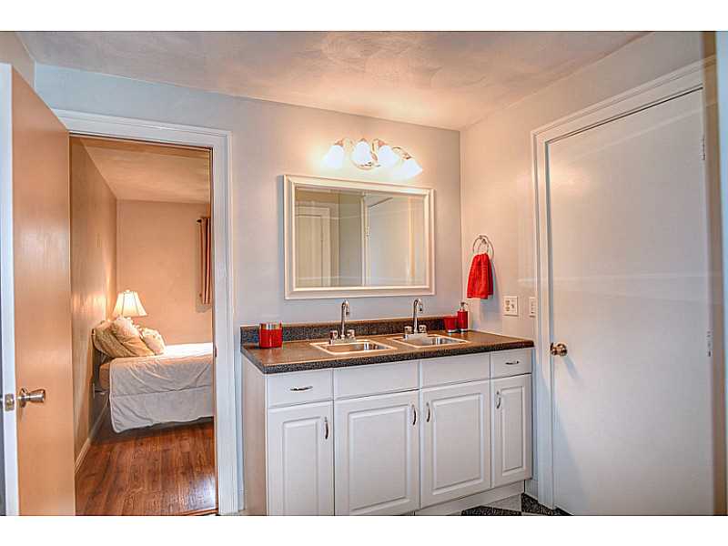 45 Cady Road Barrington, RI 02806 - Photo 16 of 25 Bathroom.
