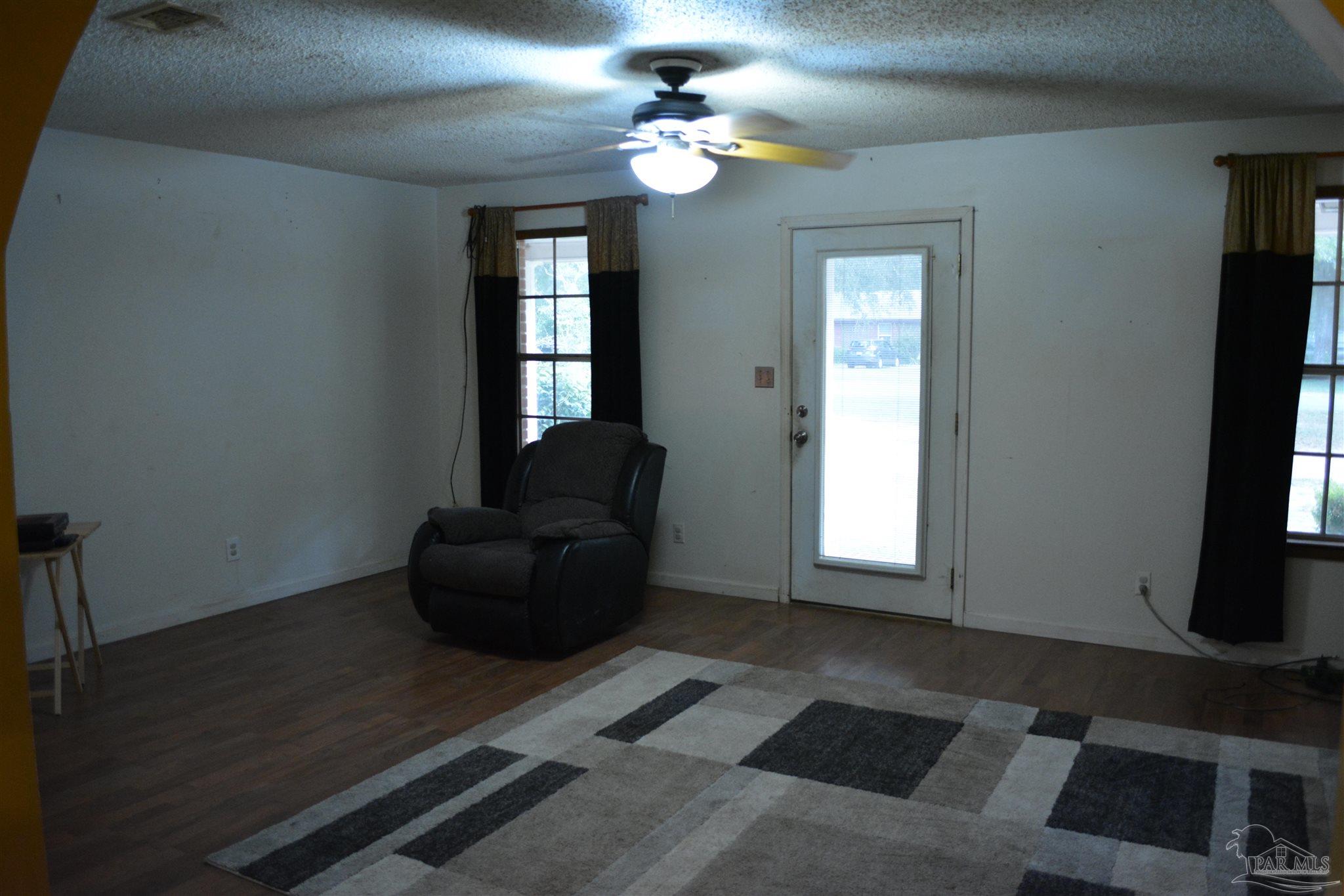 5564 Rowell Road Milton, FL 32583 - Photo 6 of 30 Gallery Image 6