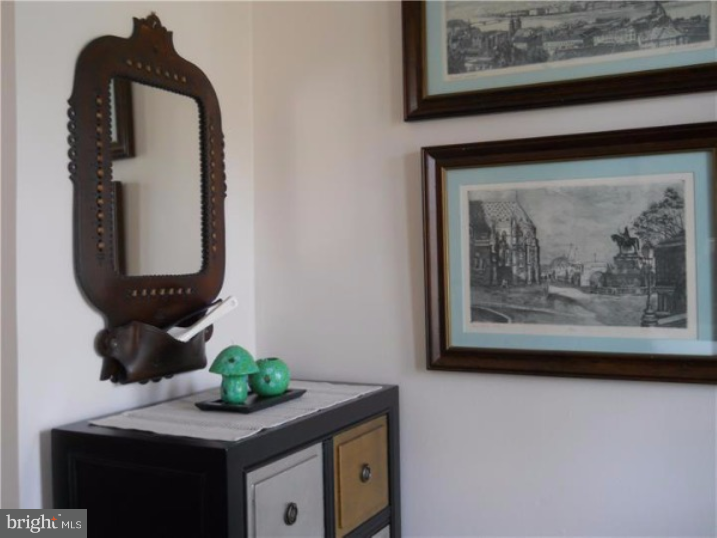 313 Croft Road North Wales, PA 19454 - Photo 3 of 23 Foyer