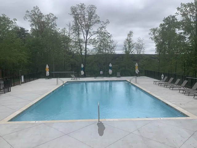 $135,000 | 2700 Crockett Pointe, Unit 404, Jasper, TN 37347