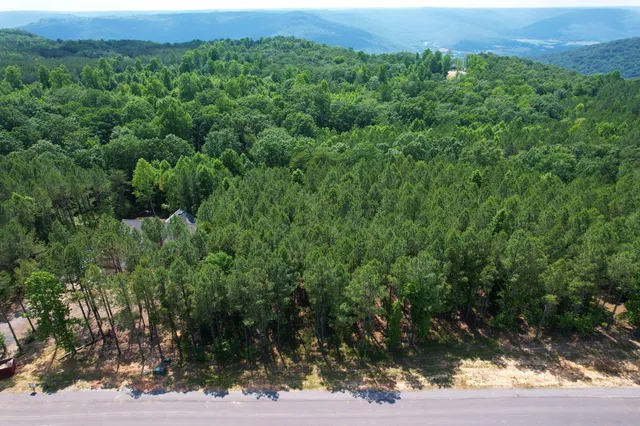 $135,000 | 2700 Crockett Pointe, Unit 404, Jasper, TN 37347