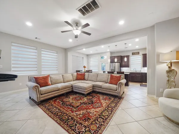 $2,400 | 18434 Jasmine Garden Place, Humble, TX 77346