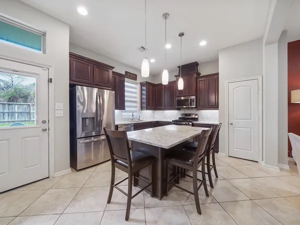 $2,400 | 18434 Jasmine Garden Place, Humble, TX 77346