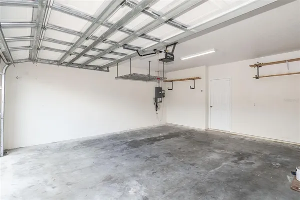 $2,700 | 7018 Cascade Court, Lakeland, FL 33813