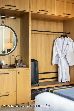 $4,995,000 | 14195 Weiskopf Way, Unit 332, Jackson, WY 83001