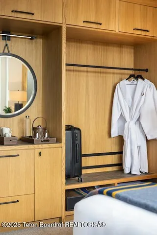 $4,995,000 | 14195 Weiskopf Way, Unit 332, Jackson, WY 83001