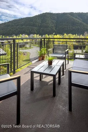 $4,995,000 | 14195 Weiskopf Way, Unit 332, Jackson, WY 83001