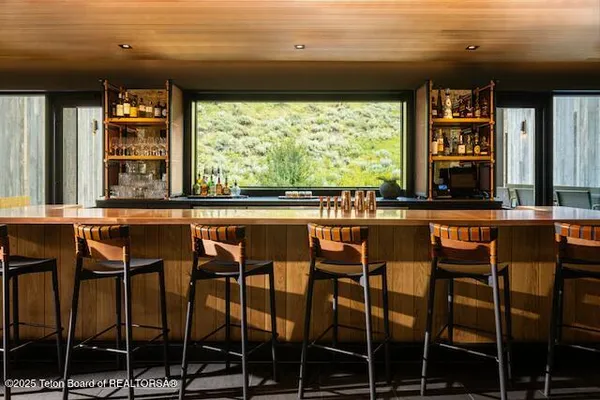 $4,995,000 | 14195 Weiskopf Way, Unit 332, Jackson, WY 83001