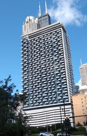 $3,000 | 235 West Van Buren Street, Unit 4014, Chicago, IL 60607