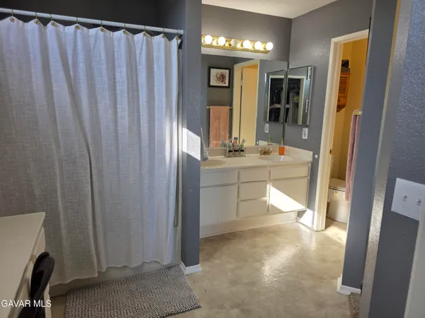 $518,000 | 3330 Garnet Avenue, Rosamond, CA 93560