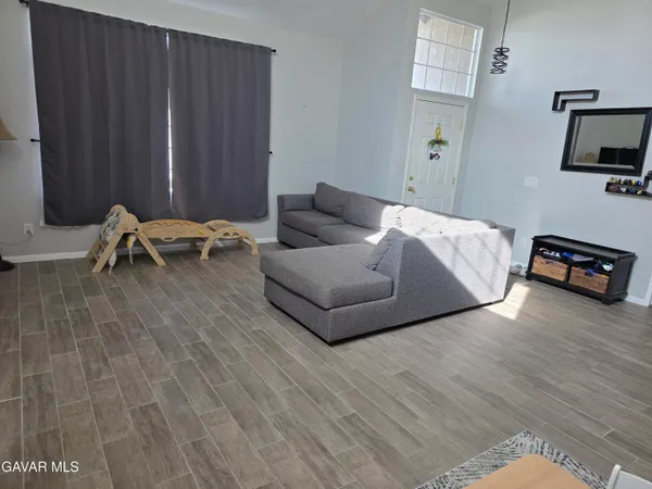 $518,000 | 3330 Garnet Avenue, Rosamond, CA 93560