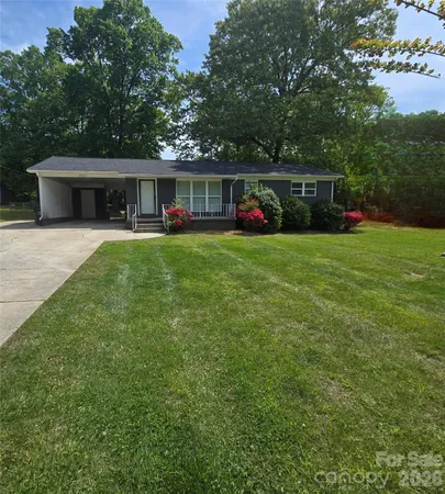 $389,900 | 421 Kingfield Drive Southwest, Concord, NC 28027