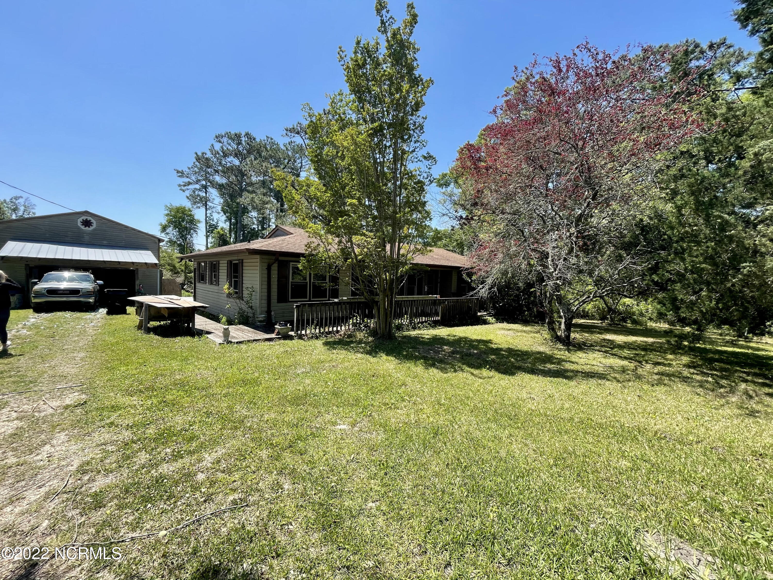 414 North Green Street Holly Ridge, NC 28445 - Photo 1 of 23 1