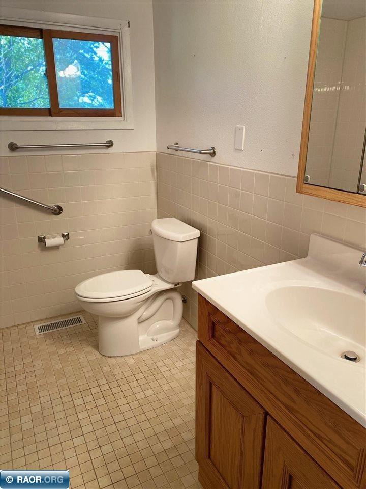 208 Andover Road Hoyt Lakes, MN 55750 - Photo 14 of 18 Gallery Image 14