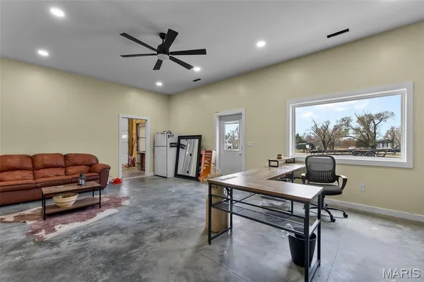 $389,500 | 22300 Highway 61, Oran, MO 63771